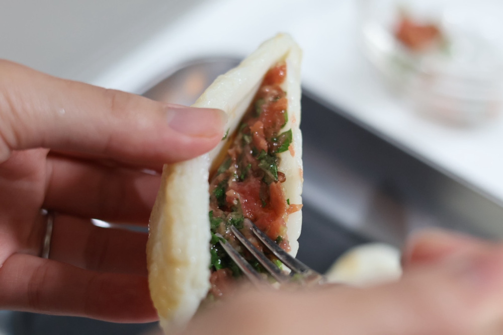 あとは好きなだけ、たっぷりと挟んでいきましょう！