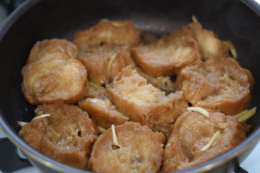 汁気が飛んだら完成！出来立てはもちろん、冷めて味を含んだ麩も絶品です！