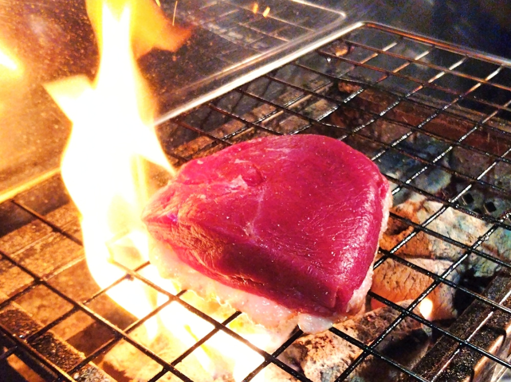 新鮮な野田鴨胸肉の塊