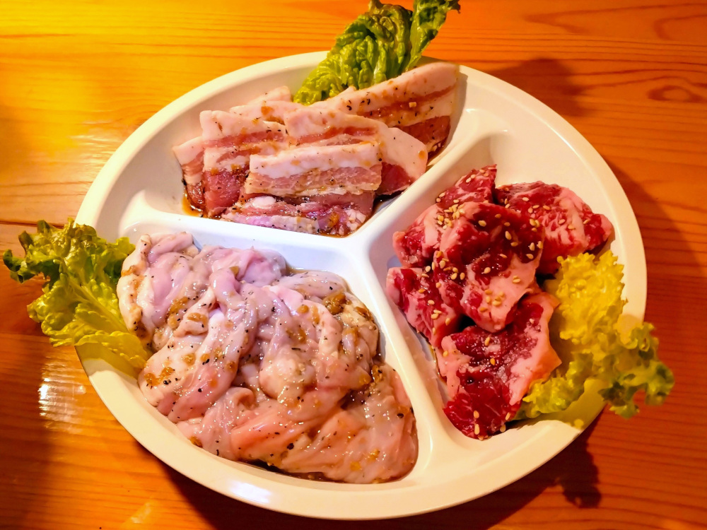 WEB予約限定の海豚おすすめ3点盛り　クーポン利用で取材時価格1,080円