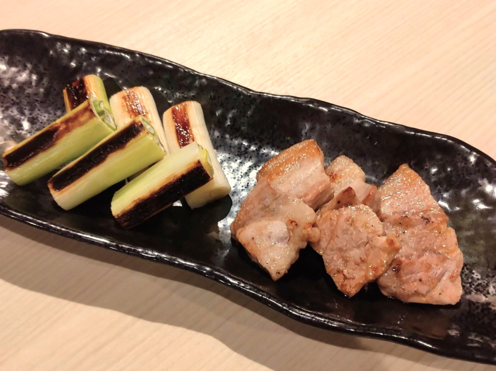 左：長ネギ焼き、右：豚もも