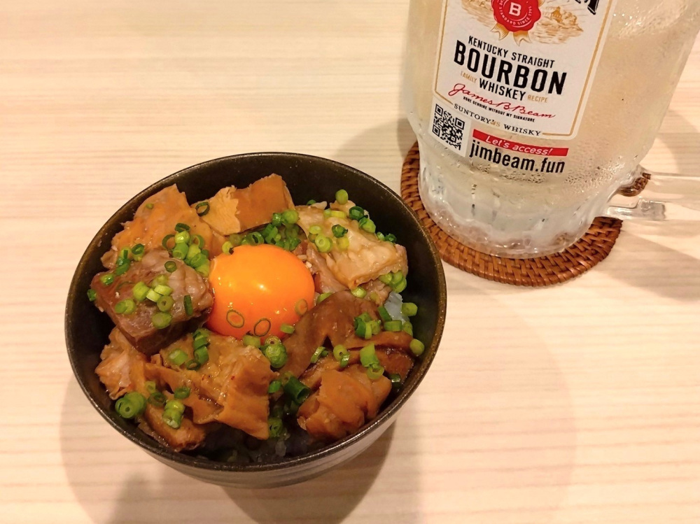 まかない飯（もつ煮）　※レバテキのまかない飯もあります