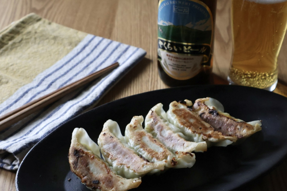 しっかりとした旨みがある餃子は、たれ無しでも美味しく食べられます！