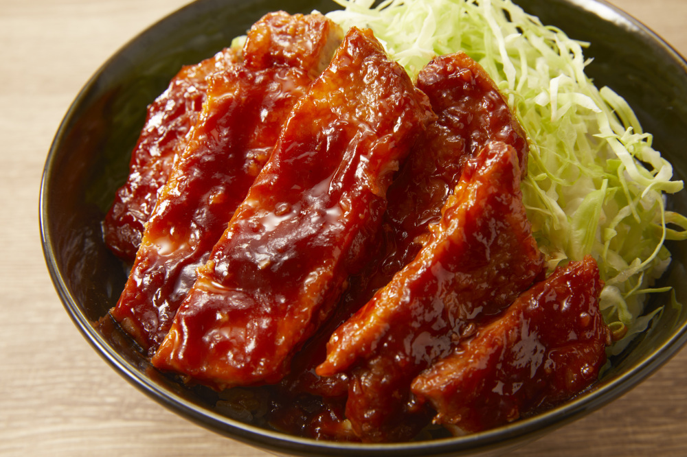 カゴメ_デミトンテキ丼