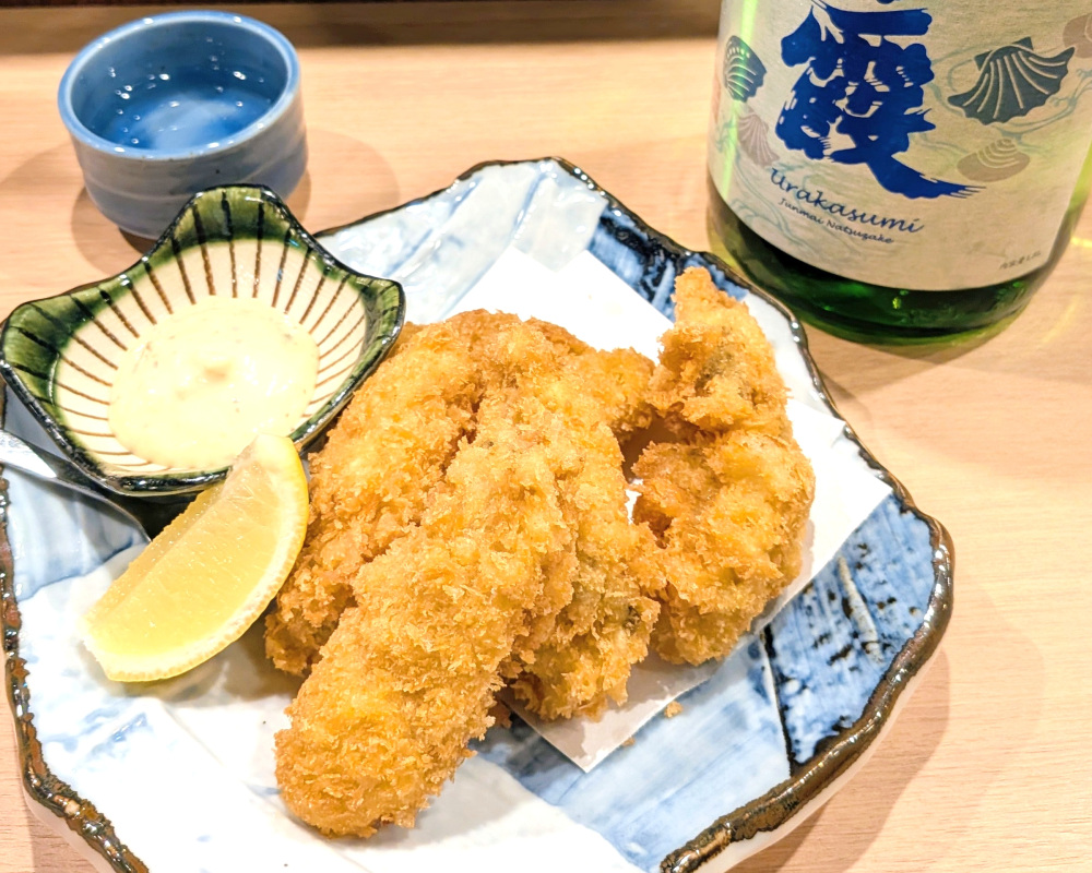 大粒で濃厚な味わいの牡蠣フライ