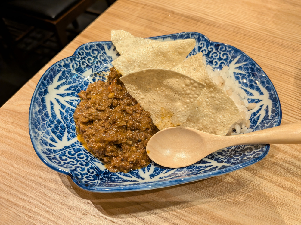 牛たんスパイスカレー（小ライス付き）