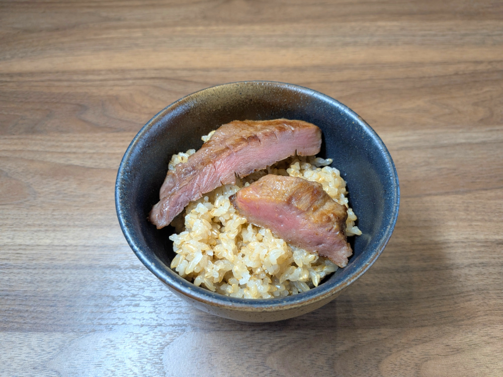 玄米ごはんも牛たんに良く合う