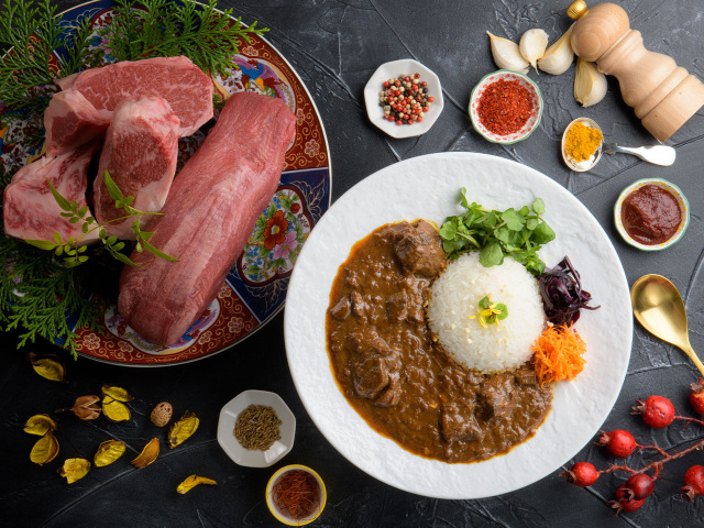 和牛カレー＆和牛牛丼セット（各2食入り）