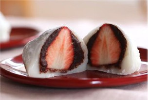 ⑥ いちごとチョコの大福