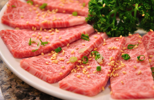 最高級A5ランク仙台牛 大判カット 霜降りカルビ