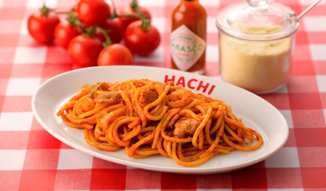 HACHIの名物ナポリタン