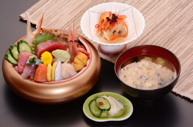 寿司・割烹 竹乃浦（飛翔閣）